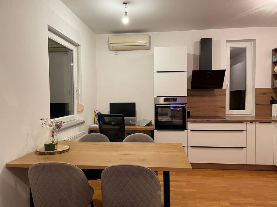 Mely Rose Apartment Ljubljana Ngoại thất bức ảnh